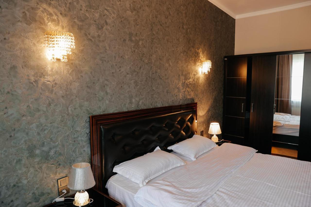 Grand Hotel Bishkek Luaran gambar