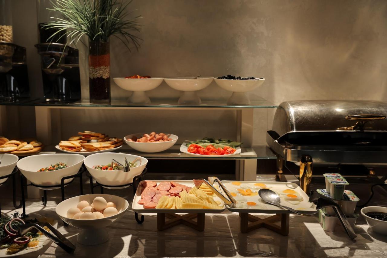 Grand Hotel Bishkek Luaran gambar